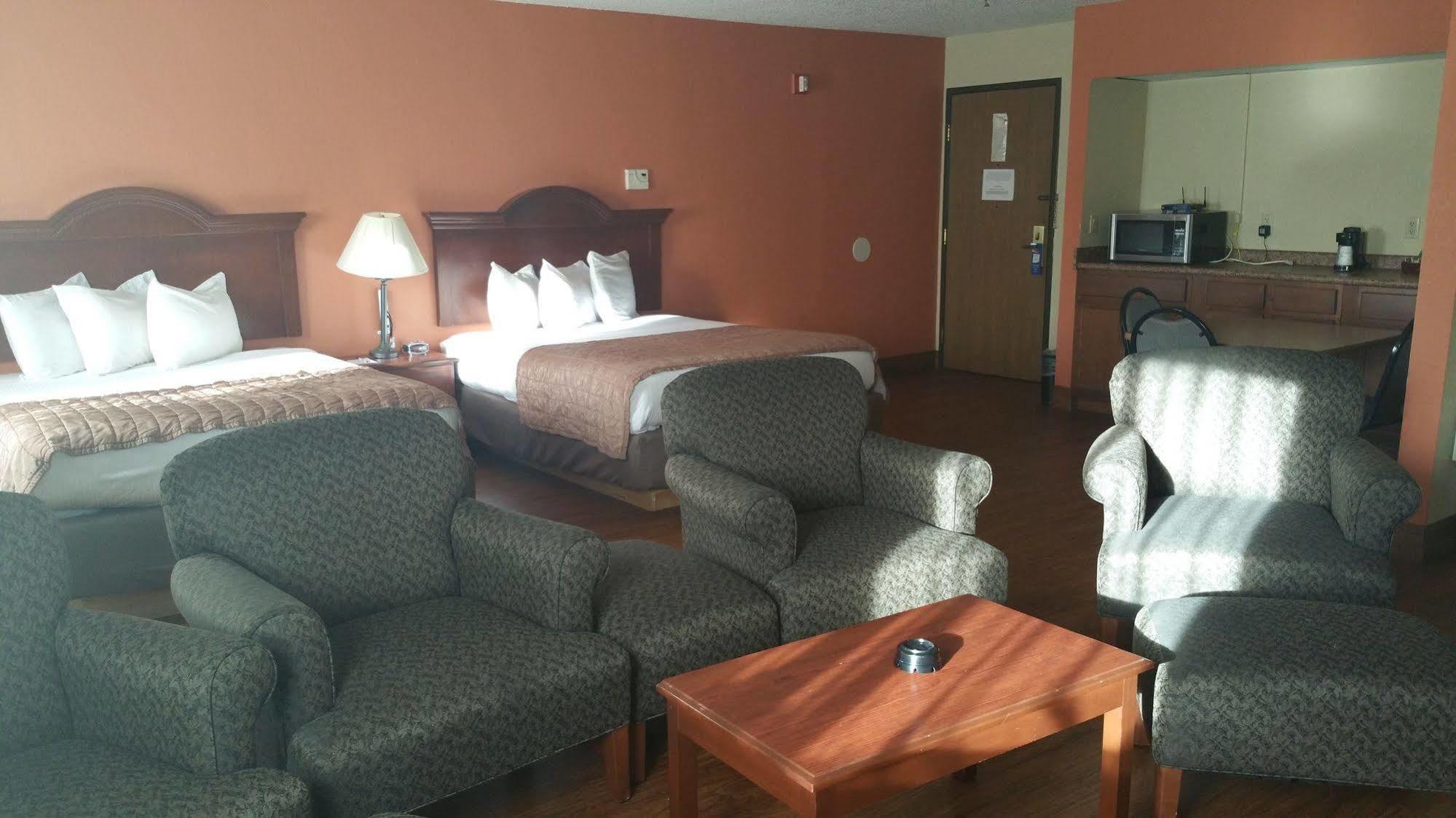 Motel Baymont By Wyndham Tupelo Exterior foto